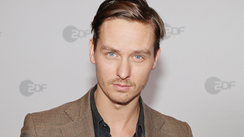 The 20th Berlin & Beyond Film Festival, January 14-20, 2016, celebrates the on-going career achievement of Berliner Tom Schilling by honoring him with a Spotlight Award in Acting, and screening two of his most recent sensations: the blockbuster thriller “Who Am I - No System is Safe” (2014) on Opening Night and the 6-time German Film Award winner, the wry comedy, A Coffee in Berlin (Oh Boy)(2012 on Saturday, January 16, 2016. Image: Berlin & Beyond